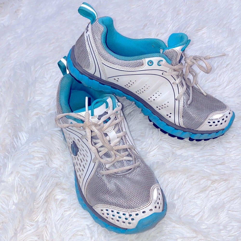K Swiss Blue & Silver Lace Up Tennis Shoes Size 6